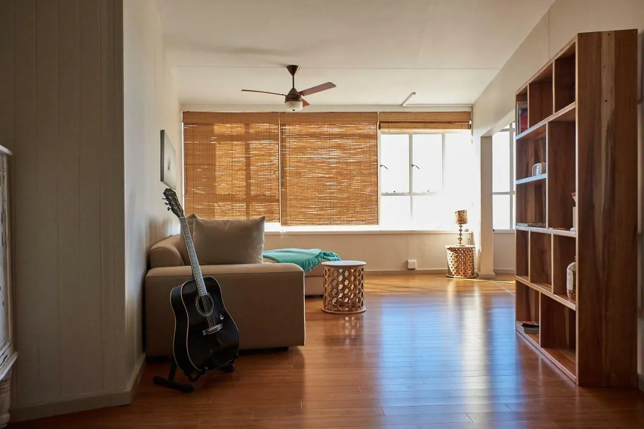 Breathtaking Views, Brand New Renovated Apartment ケープタウン